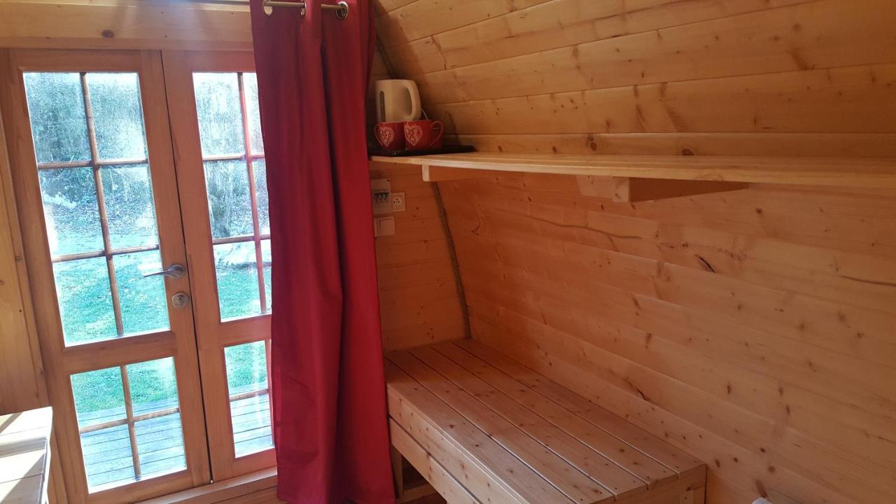 Camping Le Rey Louvie Juzon 외부 사진